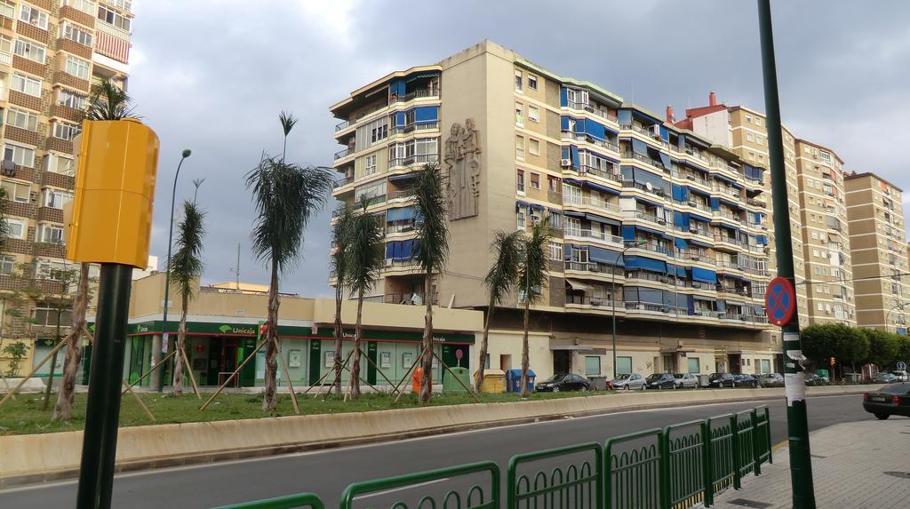 מאלגה Apartamento Huelin מראה חיצוני תמונה